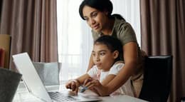 Introducing your kids to technology: nurturing a positive relationship 