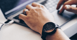 Apple Watch vs Garmin Watch: Which Used Smartwatch is Better?