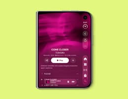 The iPhone Duo’s displays are bright, fluid, and seamless.