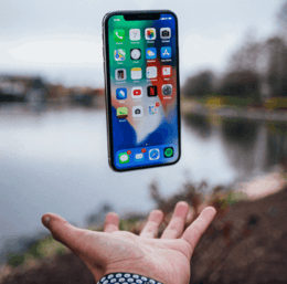 スマートフォン/携帯電話 スマートフォン本体 Shop Used & Certified Refurbished iPhone XR | Back Market