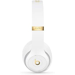 Beats Studio 3 MX3Y2LL/A Noise cancelling Headphone Bluetooth with
