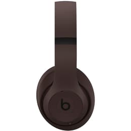 Beats Studio Pro - Bluetooth ディープブラウン Beats Studio Pro On Sale — Wireless Headphones - Apple
