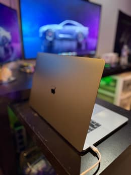 MacBook Pro Retina 16-inch (2019) - Core i7 - 16GB - SSD 512GB