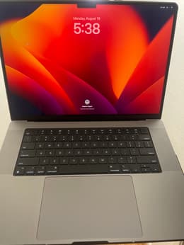 MacBook Pro (2020) 13-inch - Apple M1 8-core and 8-core GPU - 16GB