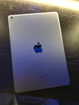 iPad 10.2-inches (2019) 7th gen 128 GB - Wi-Fi - Silver | Back Market