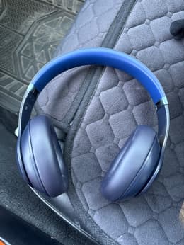 Beats Studio Pro Noise cancelling Headphone Bluetooth with