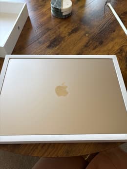 MacBook Air (M3 series) Refurbished | Back Market