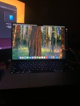 MacBook Pro (2023) 14-inch - Apple M2 Max 12-core and 30-core GPU