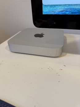 美品　Mac mini M2 24GB 1TB Mac mini (2023) – Apple M2 10-Core GPU – 24GB RAM 512GB SSD