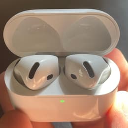 Apple AirPods 4th gen (2024) - USB-C Charging case | Back Market