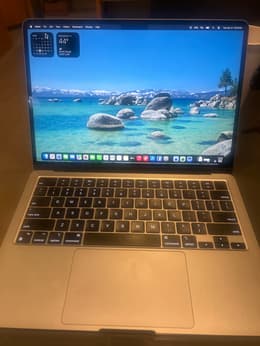 MacBook Air 13インチ(2024年, M3, 8GB, 256GB) Amazon.com: Apple 2024 MacBook Air 13-inch Laptop with M3 chip