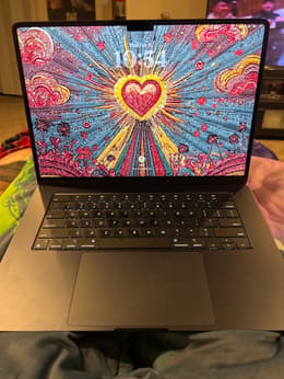 MacBook Air (2024) 13-inch - Apple M3 8-core and 8-core GPU - 8GB