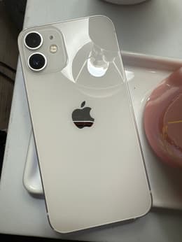 iPhone12mini 白64GB Amazon.com: Apple iPhone 12 Mini, 64GB, White - AT&T