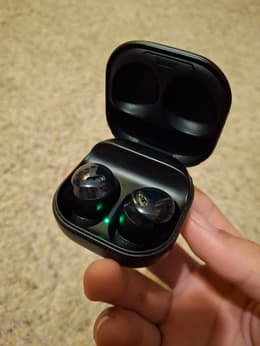 Used & refurbished Galaxy Buds Pro for sale | Back Market