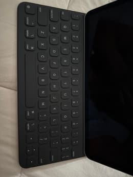 iPad Air3 64G ＋純正Smart Keyboard ジャンク ジャンク Apple純正 iPad Smart Keyboard MX3L2J/A iPad第9世代で使用