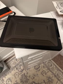 MacBook Pro (2023) 16-inch - Apple M2 Pro 12-core and 19-core GPU