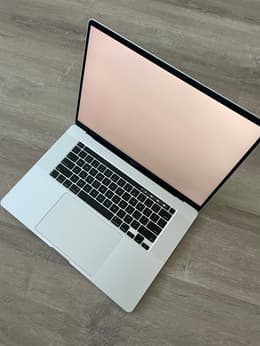 MacBook Pro Retina 15-inch (2019) - Core i7 - 16GB - SSD 256GB