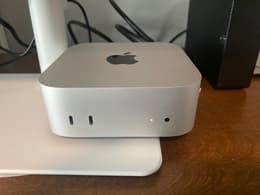 新品同様 Apple Mac mini M4 24GB - 512GB SSD Amazon.com: Apple 2024 Mac mini Desktop Computer with M4 Pro chip