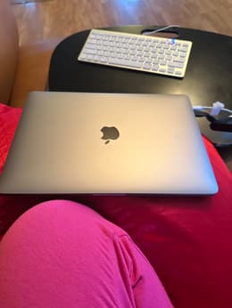 MacBook Pro 13インチ 2020 i5-16GB-512GB（79） Amazon.com: Apple 2020 MacBook Pro with 2.0GHz Intel Core i5