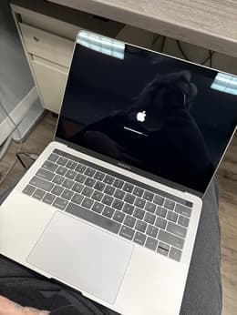 MacBook Pro 13インチ 2017 i5/8GB/512GB 箱あり Amazon.com: Apple 2017 MacBook Pro with 2.3GHz Intel Core i5, 13