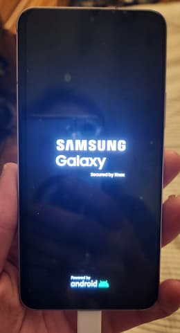 Galaxy S22 5G 256GB - Black - Unlocked | Back Market