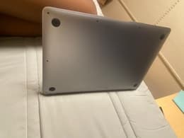 MacBook Air (2020) 13-inch - Apple M1 8-core and 8-core GPU - 16GB