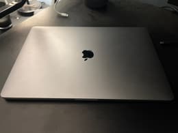 MacBook Pro Retina 16-inch (2019) - Core i7 - 32GB - SSD 512GB