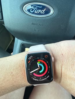 Apple Watch Series 4 Refurbished | Back Market
