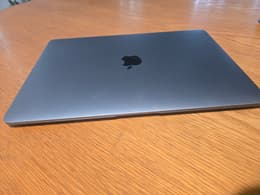 MacBook Air (2020) 13-inch - Apple M1 8-core and 7-core GPU - 16GB