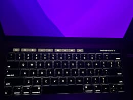 MacBook Pro Retina 15-inch (2017) - Core i7 - 16GB - SSD 512GB