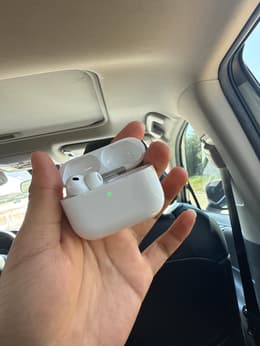 Apple AirPods Pro 3rd gen (2025) - Wireless (USB-C) Charging case
