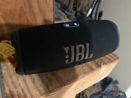 JBL Charge 5 Bluetooth speakers - Black | Back Market