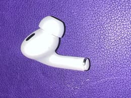 極美品 AirPodsPro 第2世代 Lightning 左L 左耳　left Apple Left Earpiece (Lightning MagSafe) for AirPods Pro 2nd gen