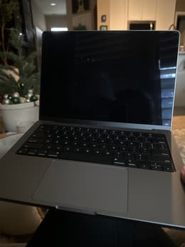 MacBook Pro (2023) 14-inch - Apple M2 Pro 10-core and 16