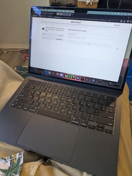MacBook Air (2024) 13-inch - Apple M3 8-core and 10-core GPU