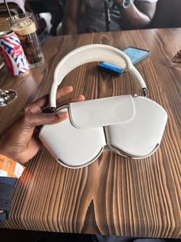 Apple AirPods Max 1st gen (2024) - Orange | Back Market