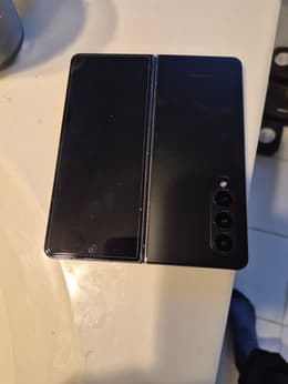 Galaxy Z Fold4 • Unlocked Refurbished | Back Market