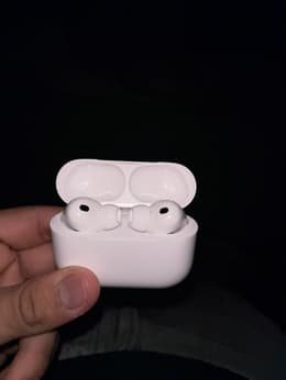 Apple AirPods Pro 3rd gen (2025) - MagSafe (USB-C) Charging case