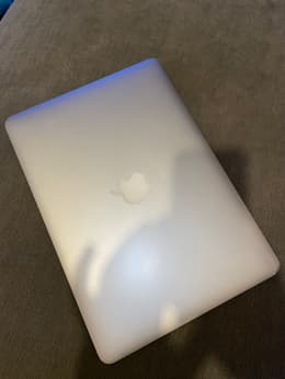 Apple MacBook Air 13インチ 256GB Early 2015 MacBook Air 13-inch (2015) - Core i5 - 8GB - SSD 256GB