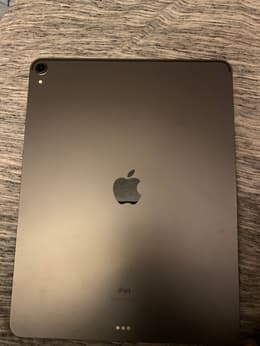iPad Pro 11-inches (2018) 1st gen 64 GB - Wi-Fi + 4G - Space Gray