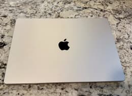 MacBook Pro (2021) 14-inch - Apple M1 Pro 8-core and 14-core GPU