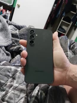 Galaxy S24 FE 256GB - Gray - Unlocked | Back Market