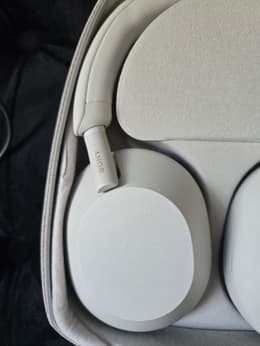 Sony WH1000XM5/S Headphone Bluetooth - White | Back Market