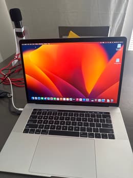 MacBook Pro Retina 15-inch (2017) - Core i7 - 16GB - SSD 512GB