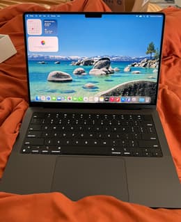 極美MacBookPro14” M4 10C/10C ,24G,512G Buy 14-inch MacBook Pro with M4 Pro - Apple