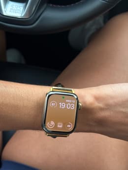 Apple Watch Series 8 (2022) GPS + Cellular 41 mm - Aluminium