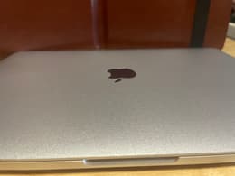 MacBook Pro (2023) 16-inch - Apple M2 Pro 12-core and 19-core GPU