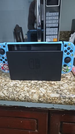 Switch 32GB - Red/Blue | Back Market