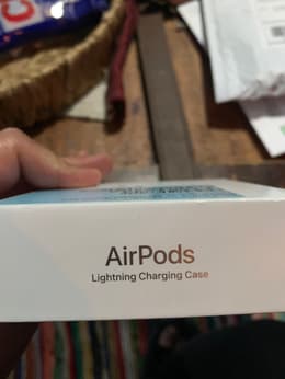 Apple AirPods 3rd gen (2021) - Lightning Charging case | Back Market